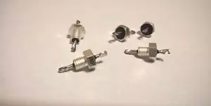 ZUA78 Lot 5pcs 54-804-002-102P Resin Sealed Bolt-In EMI Feedthrough Filter M6x1 - Picture 1 of 1