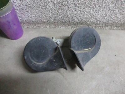 Horn Pair Lincoln Mark VIII 97 98 - Изображение 1 из 3