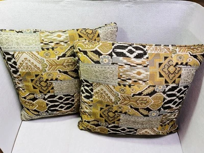 Almohadas decorativas (x2) limpias. Foto 1 de 4