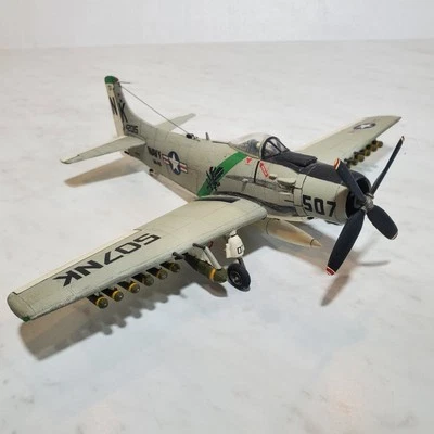 Vintage Douglas A-1 Skyraider Military Attack aircraft 1/72? Plastic Model Plane - Image 1 of 4