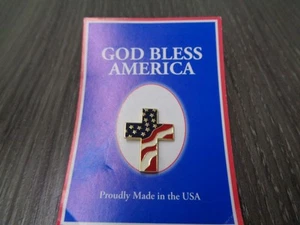 Prendedor de solapa esmaltado bandera Estados Unidos cruz crucifijo God Bless America - Imagen 1 de 4