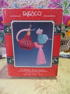 ENESCO 1990 A Holiday Scent Sation Mouse Perfume Christmas Ornament - Picture 1 of 2