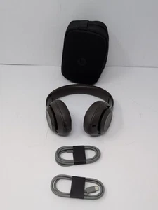 Beats Studio Pro - Wireless Bluetooth Noise Cancelling Kopfhörer - Deep Brown - Bild 1 von 5