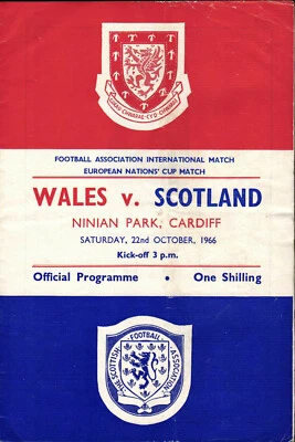 22.10.1966 Wales - Schottland, EM-Qualifikation in Cardiff - Bild 1 von 3