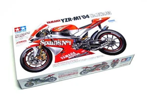 TAMIYA Motorcycle Model 1/12 Motorbike YAMAHA YZR-M104 No.7/33 Scale Hobby 14100 - Picture 1 of 1