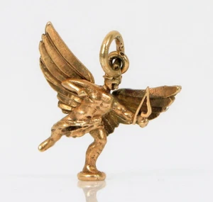 VTG BEAUTIFUL 9K 375 YELLOW GOLD WINGED ANGEL CUPID BOW ARROW CHARM LOVE 1.7G - Picture 1 of 2