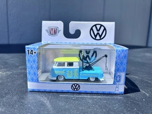Volkswagen 1/64 M2 Machines 1960 VW Double Cab Truck Wrecker Tow Auto-Trucks R84 - Picture 1 of 2