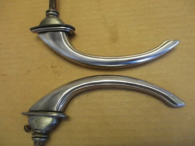 Manijas de puerta exteriores Ford 1940 derecha izquierda original Fomoco Foto 1 de 4