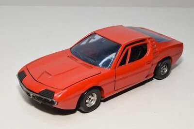 B68 1:25 POLITOYS M S S6 S 6 S-6 ALFA ROMEO MONTREAL ROSSO ECC. COND. - Immagine 1 di 4