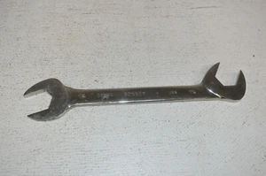 Llave angular de extremo abierto Bonney USA OEA40 1-1/4" - Imagen 1 de 5