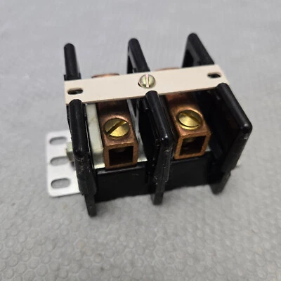 CURTIS  INDUSTRIES T-2  CONN BARRIER STRIP 2CIRC 1.16" - Image 1 of 4