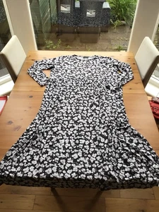 ASOS Design Size 18 Plus Black White Floral Stretch Maxi Dress Long Sleeve - Picture 1 of 7
