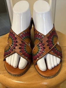 L’ Artiste by Spring Step Enticing Slide Wedge Sandals Womens Sz 39 US 8.5 Shoes - Picture 1 of 16