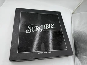 Scrabble Wortspiel "Onyx Edition" drehbares Spielbrett schwarze Spielsteine 100% vollständig - Bild 1 von 7