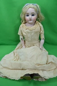 Bambola vintage corpo in pelle con testa di moro in ceramica, braccia e gambe articolate, 17" - Foto 1 di 8