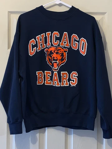 VINTAGE CHICAGO BEARS SWEATER SIZE L CHEST IS 24" LENGTH IS 26" MADE IN USA Cover