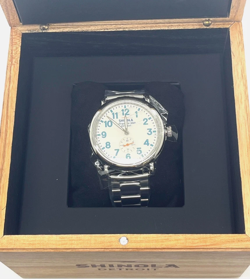 Reloj Shinola Shinola The Runwell 41 mm esfera alabastro S01202831 Foto 1 de 1