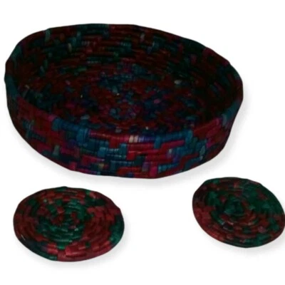 Best Natural Hand Made Woven Palm Leaves Eco Friendly Gift Tray and Two Mat - Image 1 of 4