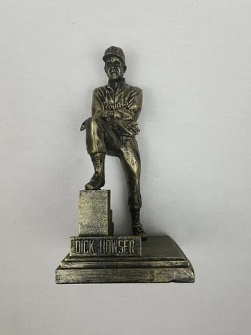 Kansas City Royals Dick Howser #10 Hall of Fame Statue Figurine Cover