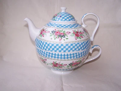 Tea for one aus Brilliantporzellan * Rosen/blaukaro  * ORIGINAL Jameson & Tailor - Bild 1 von 4