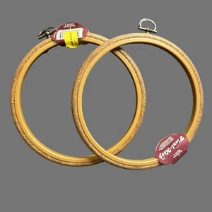Set of 2 Vintage Flexi Hoop Frame Embroidery Needlework Wood Grain Hoops 6 inch - Picture 1 of 8