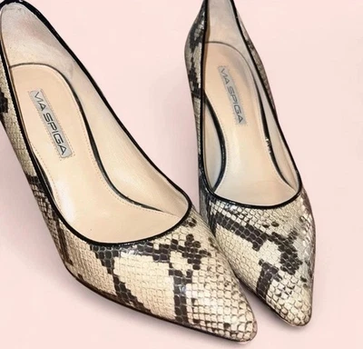 Zapatos de salón Via Spiga estampado serpiente talla 6,5 Foto 1 de 4