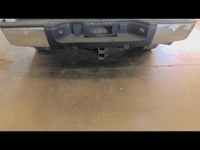 Used Rear Bumper Assembly Rear fits: 2009 Gmc Sierra 1500 pickup Step Bumper w/r - Изображение 1 из 4