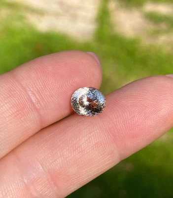 Tourmaline 3Ct natural gemstone, Oval cut, 9x7.5x6.5mm, Nigeria - Image 1 of 4