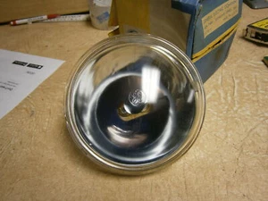 Studebaker AC-1690 6V Spotlight Bulb GE 4535 30W NOS Spot Light Vintage - Picture 1 of 3