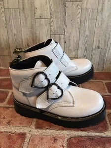 Dr Martens Devon Damen 6 EU 37 Weiß Leder Stiefel Riemen Herz Schnallen - Bild 1 von 7