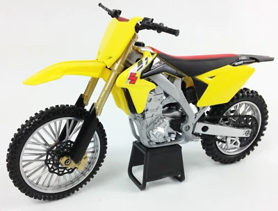 Newray SUZUKI RMZ 450 1:6 Die-Cast Motocross MX Toy Model Bike YELLOW - Image 1 of 4