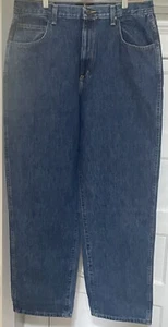 Red Head Men’s Loose Cut Straight Leg Medium Wash Blue Jeans 36/32 NWT! - Picture 1 of 9