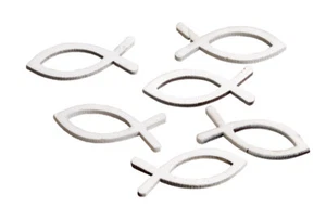 8 Streuteile Fisch weiß 4cm Holz Kommunion Konfirmation Taufe Tischdekoration  - Bild 1 von 1