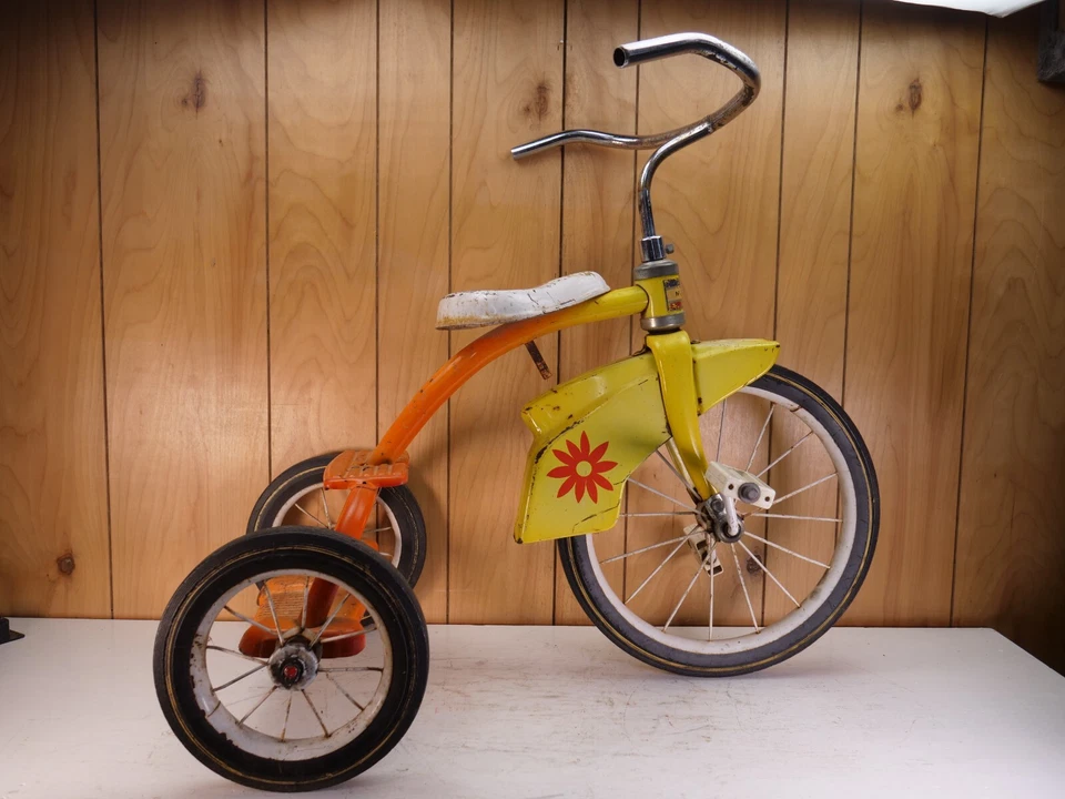 Triciclo Hippie Murray Flower Power Años 60 De Colección Excelente Estado Ridable Foto 1 de 4