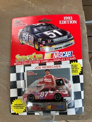 Nuevo en caja 1993 Racing Champions escala 1:64 NASCAR Diecast Stock Car #87 Joe Nemechek Foto 1 de 4