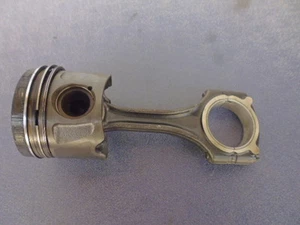 Smart forfour 454 1,5 CDI OM 639.939 Kolben Pleuel Pleuelstange 8340A - Bild 1 von 7