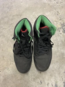 NIKE AIR JORDAN Retro 1 Mid Size 11.5 Black Cinco De Mayo Shoe 2009 136065-014 - Picture 1 of 5