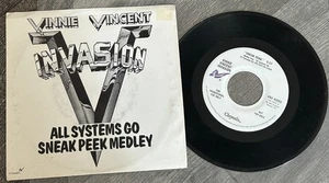 Kiss Vinyl 7" 45 VINNIE VINCENT INVASION Promo Sneak Peak USA Vintage Kiss - Imagen 1 de 2
