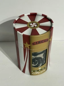 The Conjuring 3er-Pack Crew-Socken für Herren Größe 10-13 neu Zirkus  - Bild 1 von 5