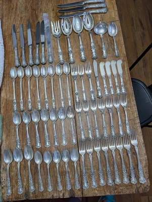 Conjunto de Talheres Buttercup by Gorham Prata Esterlina para 8 Serviço 61 Peças Jantar - Imagem 1 de 4