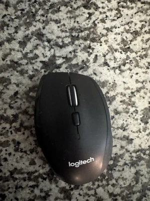 Logitech Marathon M705 (910-001949) Wireless Mouse - Silver/Black - Image 1 of 2