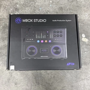 Sistema de producción de audio Avid MBox Studio - Imagen 1 de 5