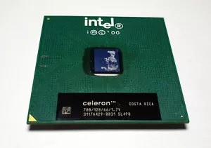Intel Celeron 700 MHz 700/128/66, SL4P8 Socket 370 - Imagen 1 de 1