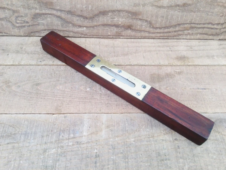 Vintage 12” Mahogany & Brass Plated Clear Bubble Spirit Level - Image 1 of 4