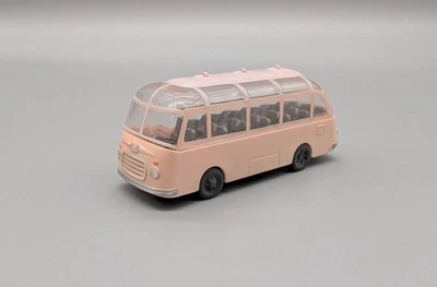 Bayern-Modell | 09989/12 | Kässbohrer Setra S6 Bus | Rosa | 1:87 | H0| Gebraucht - Bild 1 von 4