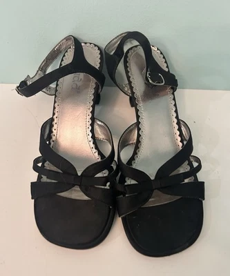 Vestido de noche Y2K Mudd negro satinado lazo con tiras tacones Meryl talla 8 tacones altos Foto 1 de 4