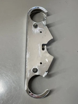 Cubierta inferior para soporte de horquilla Kawasaki Vulcan VN1500E 2001, cromo 44033-1235 Foto 1 de 4