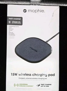 Mophie 15W Wireless Charging Pad Universal - Black - Picture 1 of 3
