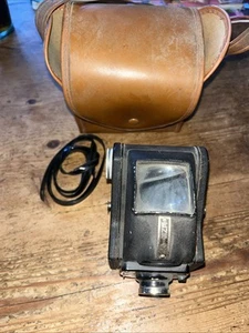 Vintage Ensign Ful-Vue Camera Box * Untested With Case - Picture 1 of 8