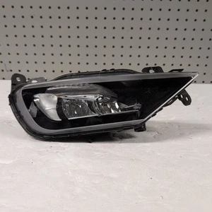 2016 -2021 VOLVO XC60 XC90 PASSENGER RIGHT FOG LIGHT OEM (1546) - Picture 1 of 7